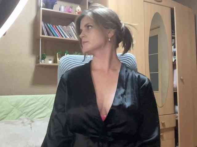 AnitaGlamorX webcam