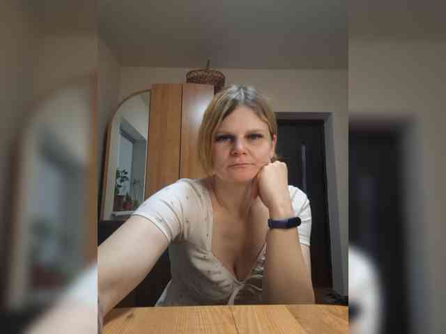 AnitaGlamorX webcam