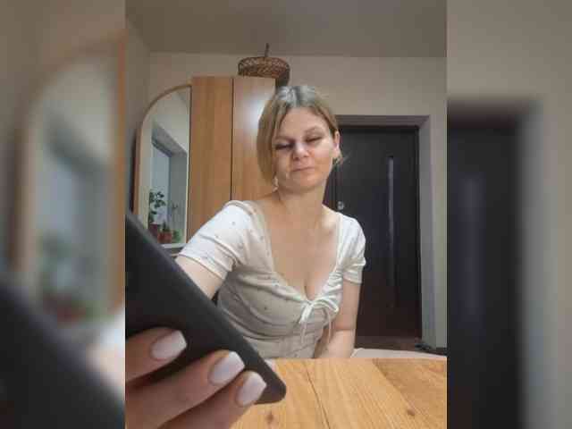AnitaGlamorX webcam