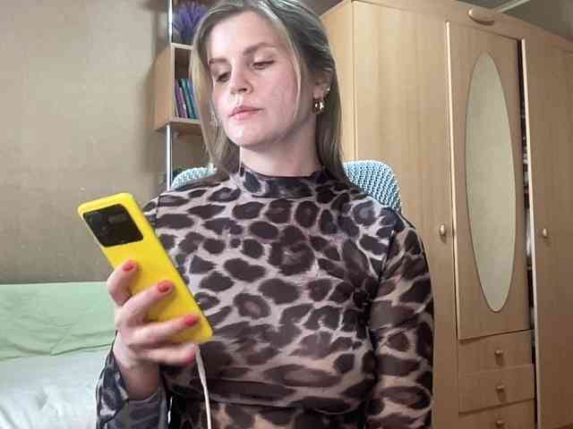 AnitaGlamorX webcam