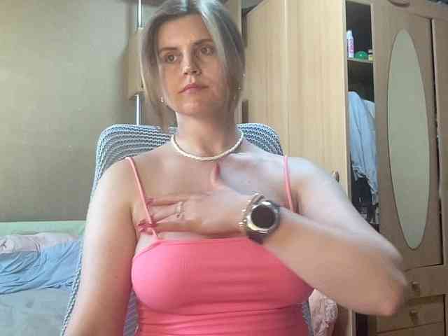 AnitaGlamorX webcam