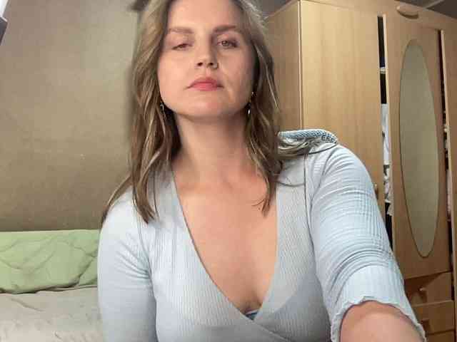 AnitaGlamorX