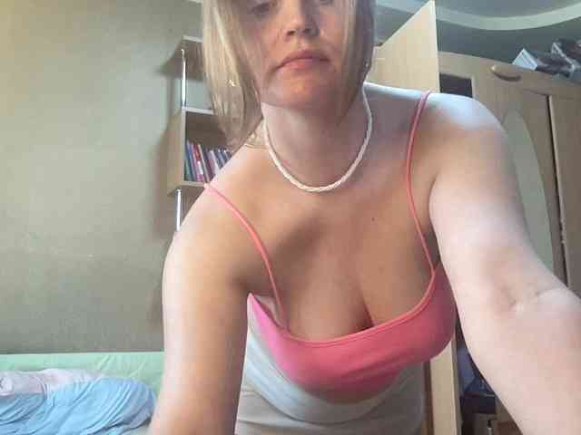 AnitaGlamorX webcam