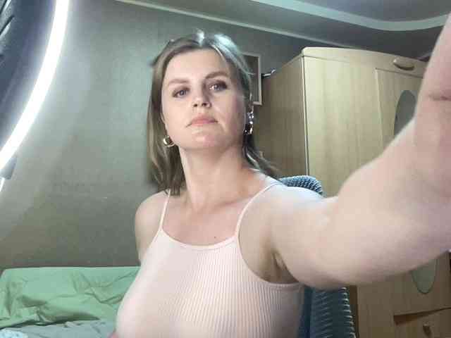 AnitaGlamorX webcam