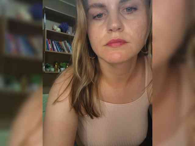 AnitaGlamorX webcam