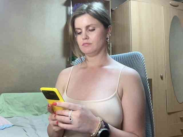 AnitaGlamorX webcam