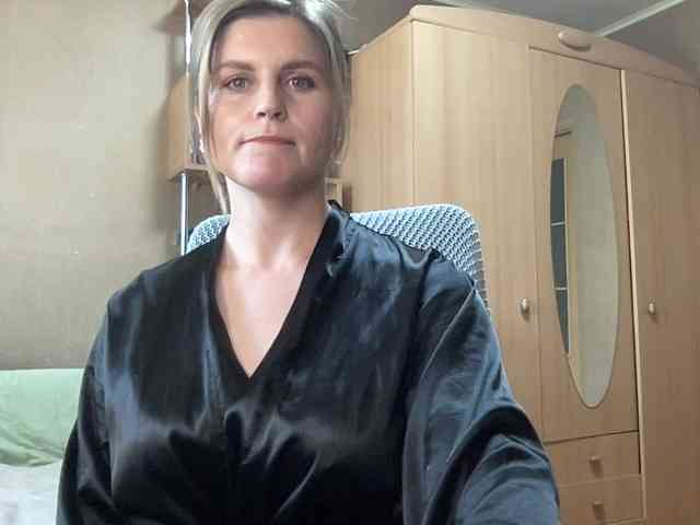 AnitaGlamorX webcam