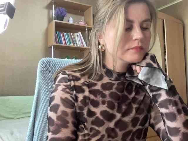 AnitaGlamorX webcam