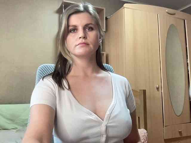 AnitaGlamorX webcam