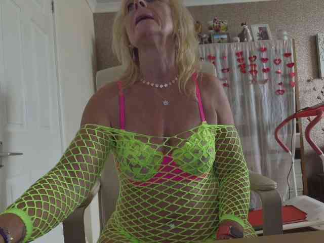 Topaz_XXX