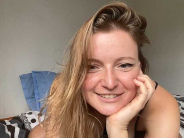 Ameliasweety live webcam show
