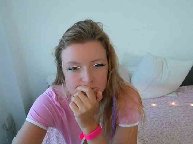 Ameliasweety Ameliasweety