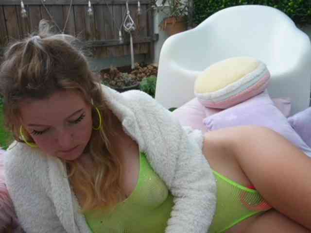 Ameliasweety webcam