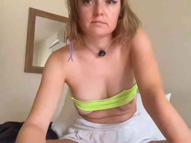 Ameliasweety webcam