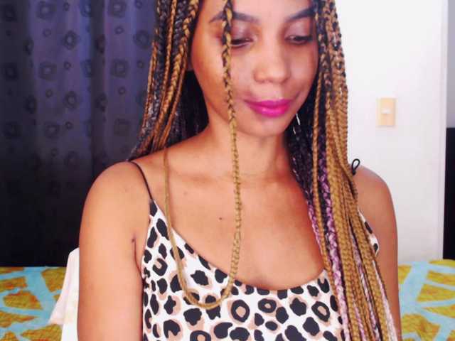 Cata-Santana live cam on BongaCams