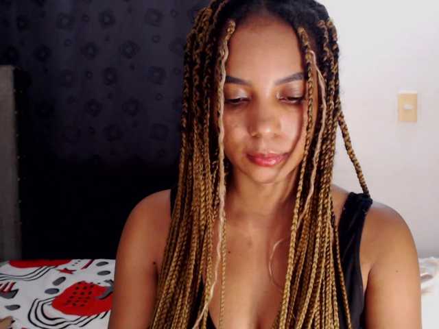 Cata-Santana's BongaCams show and profile