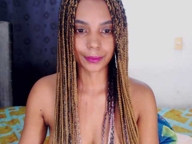 Cata-Santana live cam on BongaCams