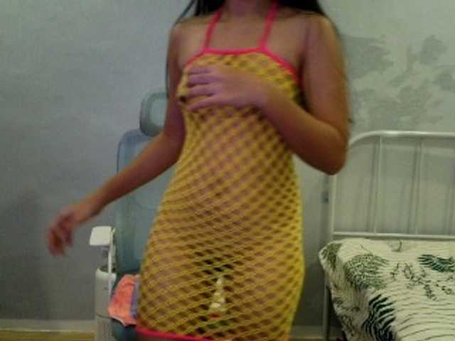 Hott-cherry live cam on BongaCams