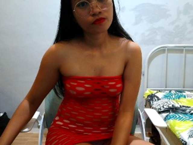Hott-cherry live cam on BongaCams