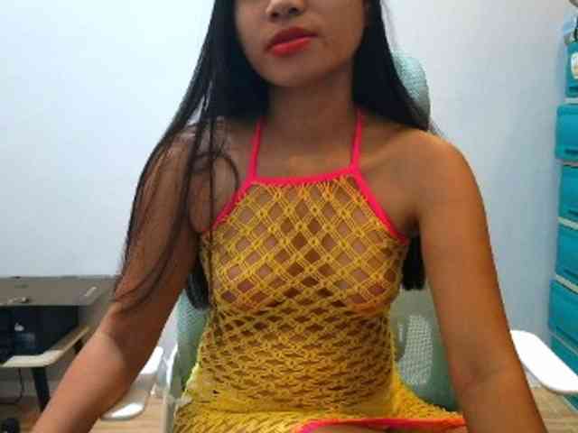 Hott-cherry webcam