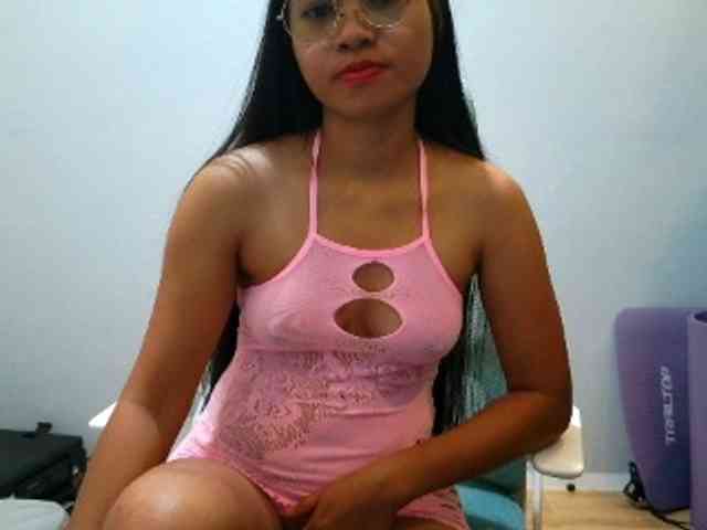 Hott-cherry webcam