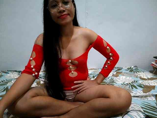 Hott-cherry Live Webcam on BongaCams