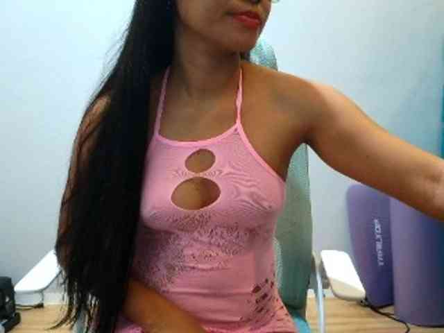Hott-cherry webcam