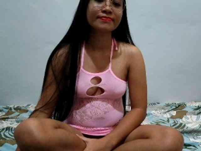 Hott-cherry webcam