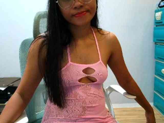 Hott-cherry's live stream