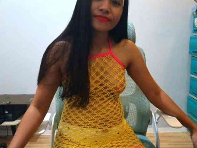 Hott-cherry webcam