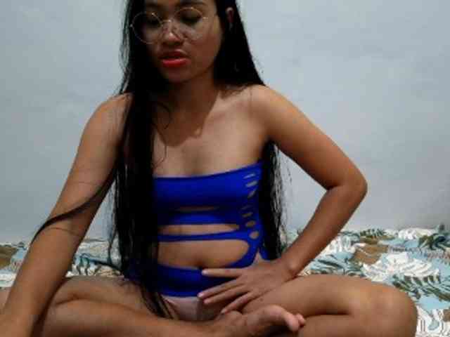 Hott-cherry webcam