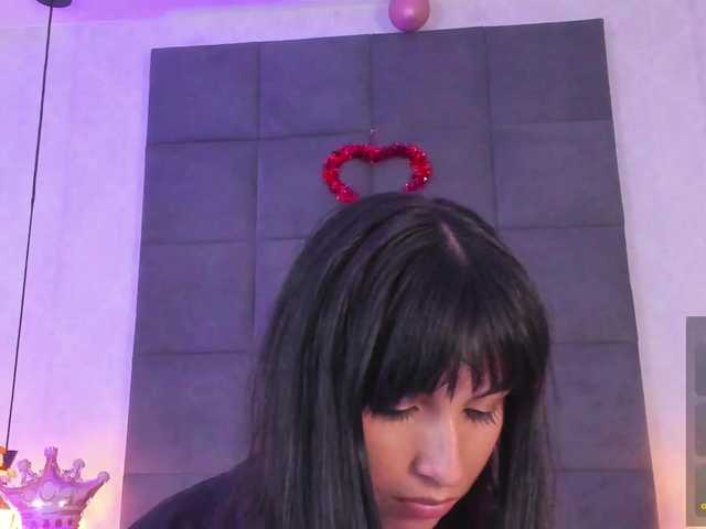 ChloeMontes's BongaCams show and profile