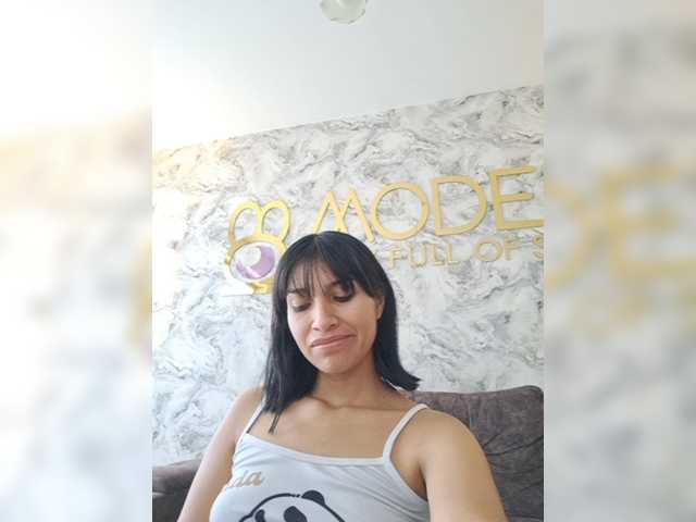 ChloeMontes live cam on BongaCams