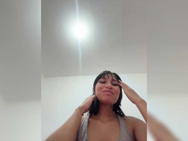 ChloeMontes live cam