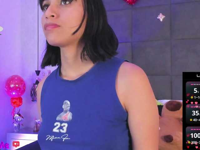 ChloeMontes live webcam show