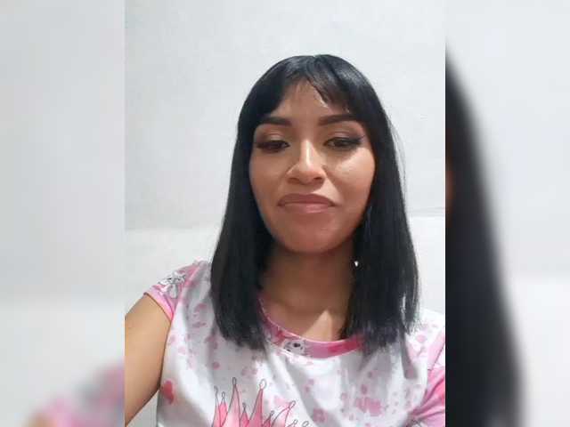 ChloeMontes's BongaCams show and profile