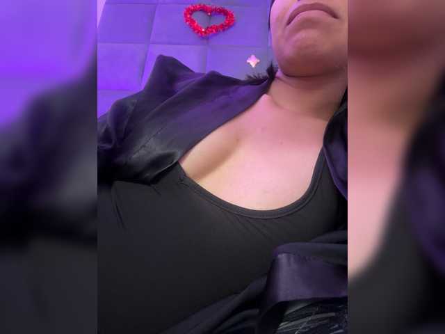 ChloeMontes live cam preview
