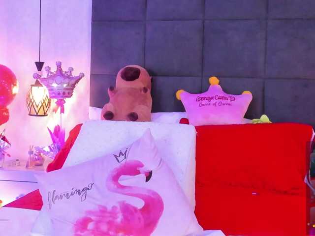 ChloeMontes's BongaCams show and profile