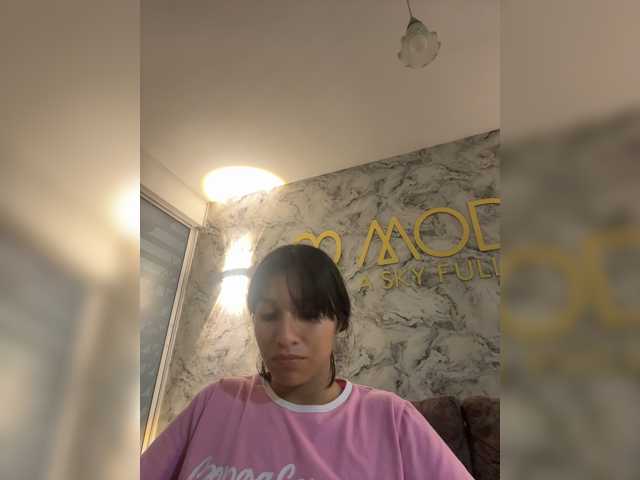 ChloeMontes live cam preview