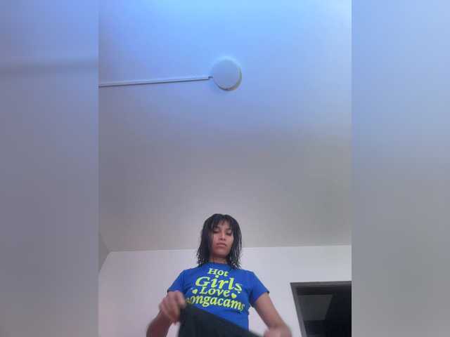 ChloeMontes's BongaCams show and profile