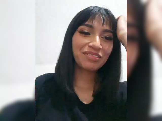 ChloeMontes's BongaCams show and profile