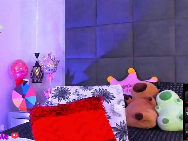 ChloeMontes, en directo ahora en BongaCams