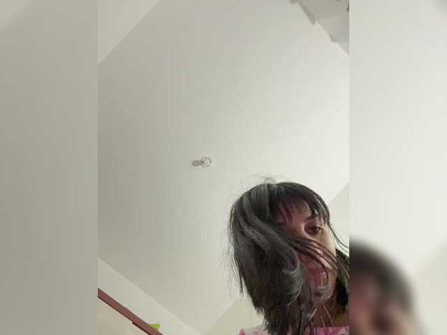 ChloeMontes's BongaCams show and profile