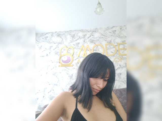 ChloeMontes live cam on BongaCams