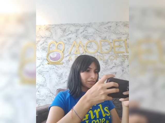 ChloeMontes live cam on BongaCams