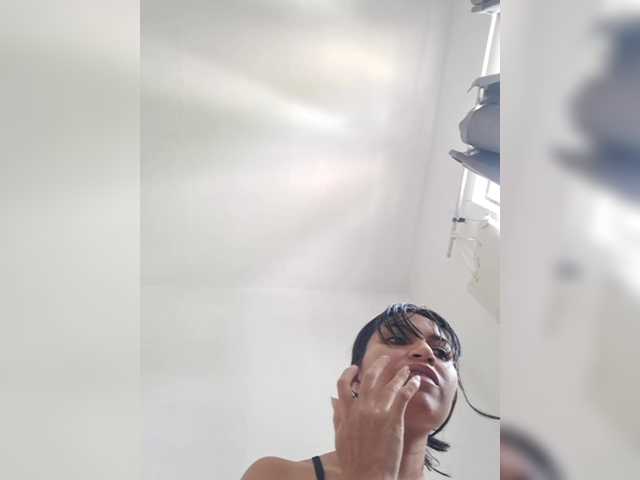 ChloeMontes live cam preview