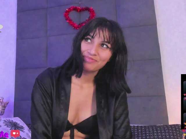 ChloeMontes live cam on BongaCams