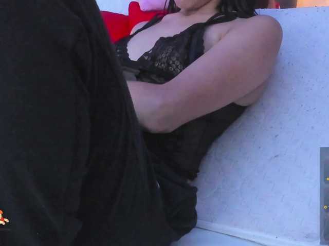 ChloeMontes's BongaCams show and profile