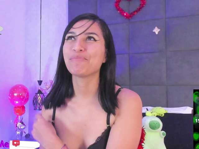 chloemontes live sex show