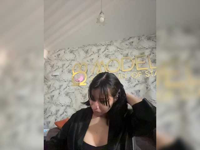 ChloeMontes live cam preview